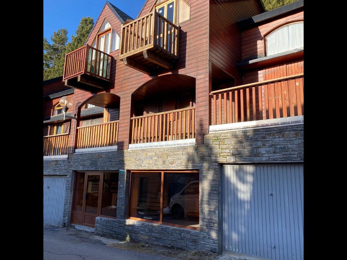 Ferienwohnung Le Cerf - Duplex Avec Superbe Vue Montagne Les Angles  Exterior foto